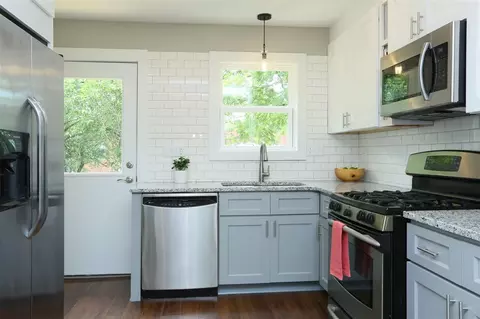 1119 Lancaster St, Durham, NC 27701 photo 8