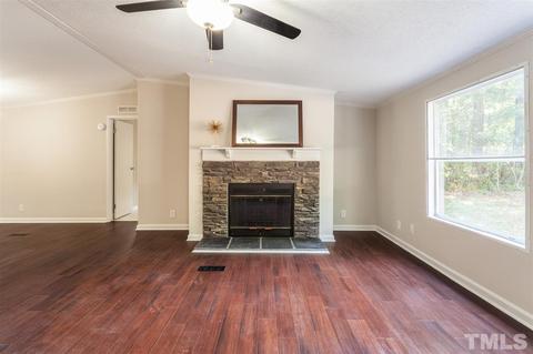 1402 Pennock Rd, Durham, NC 27703 photo 3