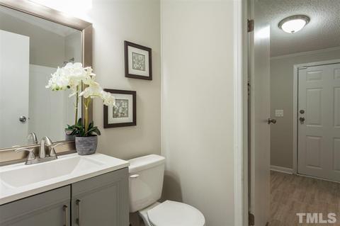 1402 Pennock Rd, Durham, NC 27703 photo 16