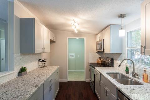 1402 Pennock Rd, Durham, NC 27703 photo 8