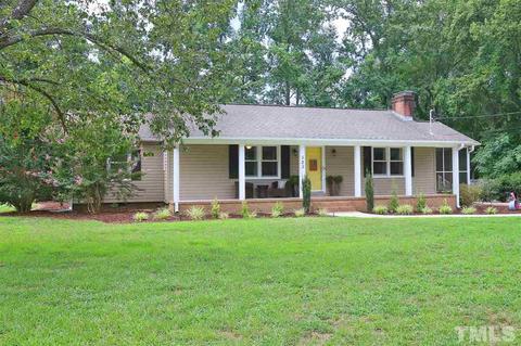 523 Colonial Dr, Broadway, NC 27505 photo 1