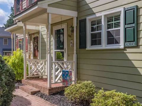 501 Danforth Dr, Cary, NC 27511 photo 2