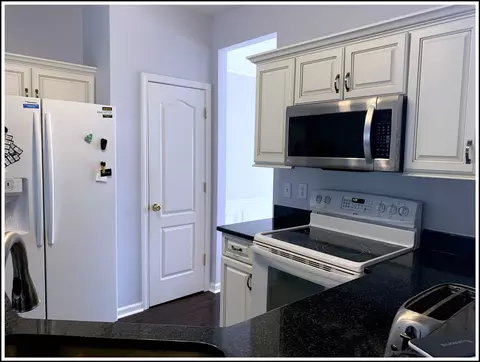 105 Hearthside Ct, Apex, NC 27502 photo 5