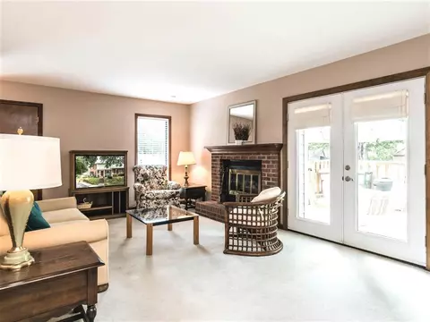 208 Clancy Cir, Cary, NC 27511 photo 5