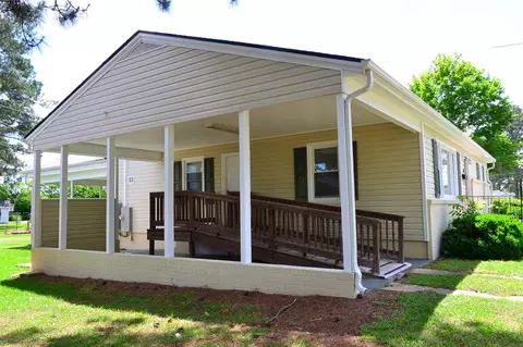 201 S Pine St, Benson, NC 27504 photo 17