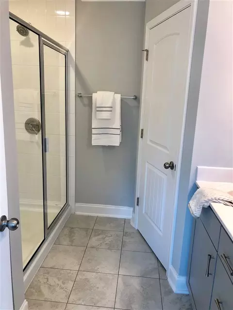 1015 Amber Shadow Dr, Durham, NC 27703 photo 11