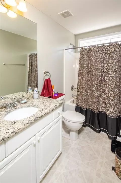 7842 Braefield Dr, Raleigh, NC 27616 photo 16