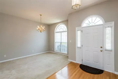 8908 Eaglebrook Ct, Raleigh, NC 27617 photo 3