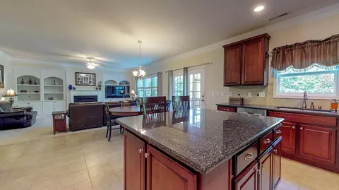 238 Ashton Gln, Durham, NC 27703 photo 9