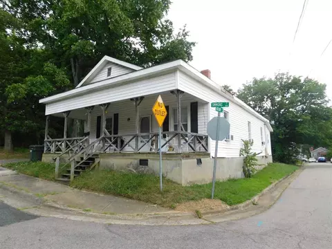 1102 Simmons St, Durham, NC 27701 photo 2