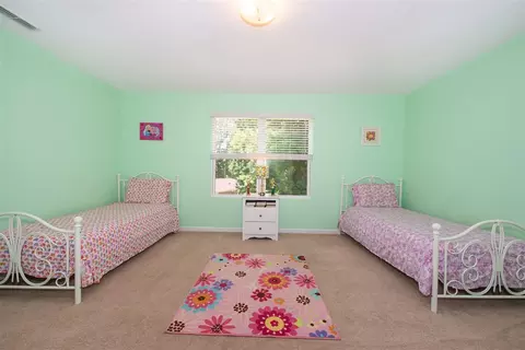 520 Callandale Ln, Durham, NC 27703 photo 9