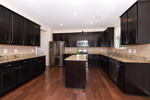 520 Callandale Ln, Durham, NC 27703 photo 3
