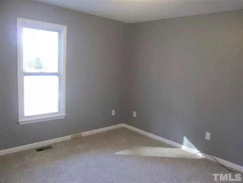 423 September Ln, Willow Spring, NC 27592 photo 8