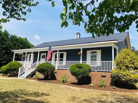 423 September Ln, Willow Spring, NC 27592 photo 1