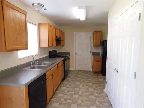 703 Big Twig Ln, Durham, NC 27703 photo 6
