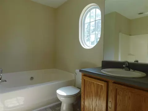 703 Big Twig Ln, Durham, NC 27703 photo 8