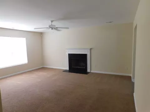 703 Big Twig Ln, Durham, NC 27703 photo 4