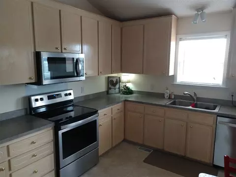 138 Hugh Dr, Smithfield, NC 27577 photo 8