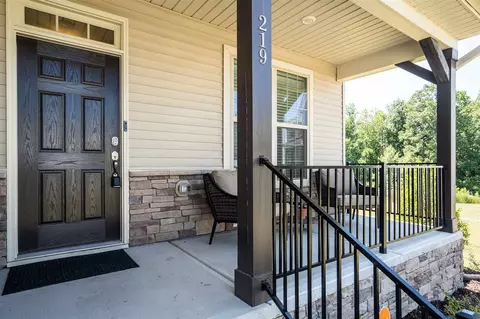 219 Peninsula Ct, Durham, NC 27703 photo 4
