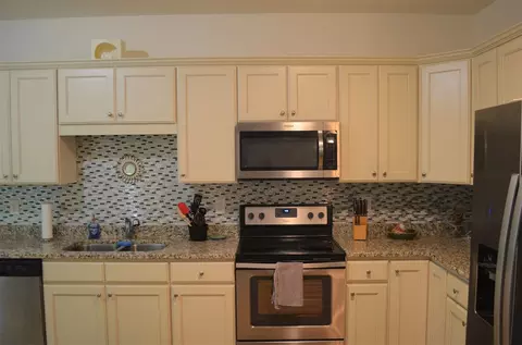 155 Beechleaf Ct, Clayton, NC 27520 photo 9