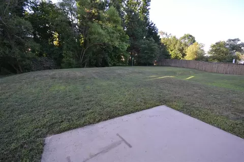 908 Pebblestone Dr, Durham, NC 27703 photo 9
