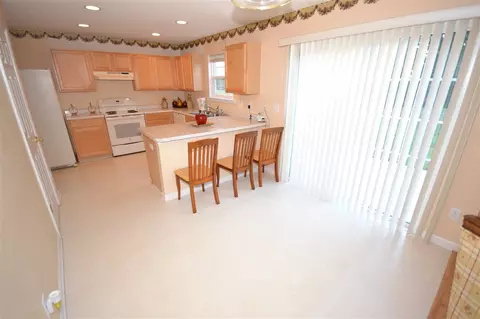 908 Pebblestone Dr, Durham, NC 27703 photo 16