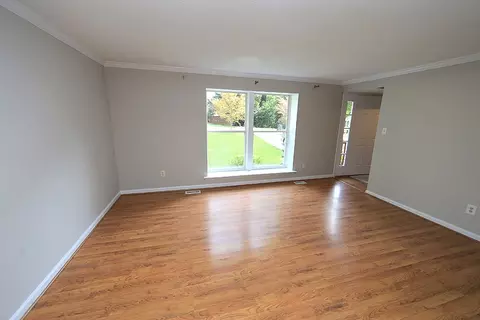 7341 Shellburne Dr, Raleigh, NC 27612 photo 2