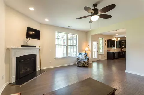 1109 Big Spring Cir, Durham, NC 27703 photo 10