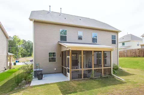 1109 Big Spring Cir, Durham, NC 27703 photo 3