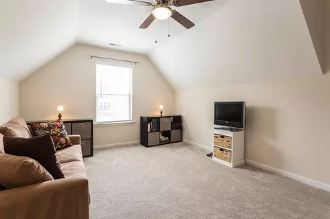 1109 Big Spring Cir, Durham, NC 27703 photo 25