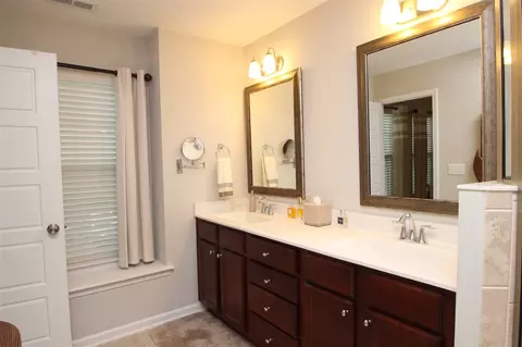 1220 Metropolitan Dr, Durham, NC 27713 photo 20