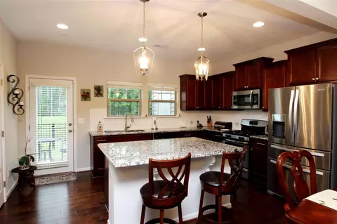 1220 Metropolitan Dr, Durham, NC 27713 photo 5