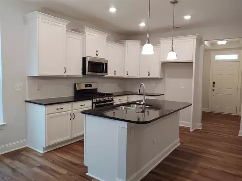 313 Lionel St, Durham, NC 27705 photo 2