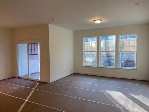 407 Lionel St, Durham, NC 27705 photo 4