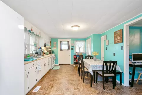 204 E Masonic Rd, Erwin, NC 28339 photo 15