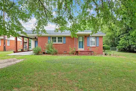 204 E Masonic Rd, Erwin, NC 28339 photo 1
