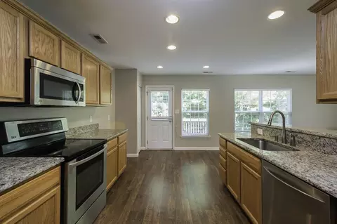 5205 Suda Dr, Durham, NC 27703 photo 2