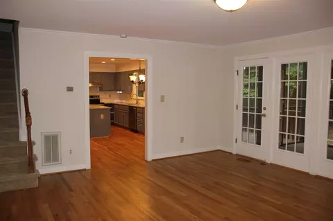 7 Wyndham Pl, Durham, NC 27705 photo 8