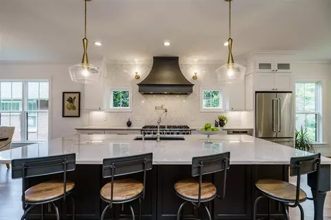 2012 Mccarthy St, Raleigh, NC 27608 photo 8