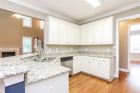 924 Hadrian Dr, Garner, NC 27529 photo 2