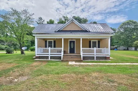 103 E Wilson St, Micro, NC 27555 photo 1