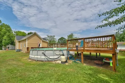 103 E Wilson St, Micro, NC 27555 photo 21