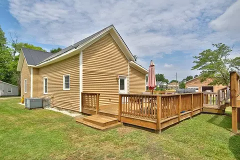 103 E Wilson St, Micro, NC 27555 photo 18