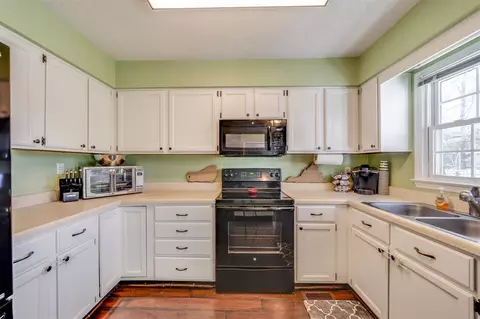 9 Tavern Pl, Durham, NC 27707 photo 9