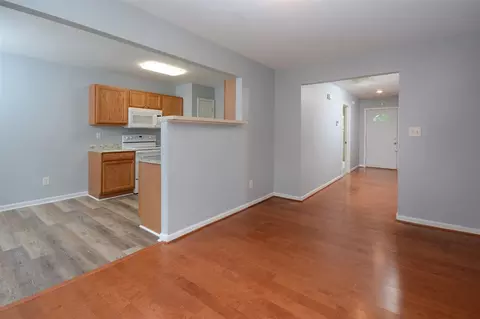 2437 E Geer St, Durham, NC 27704 photo 2