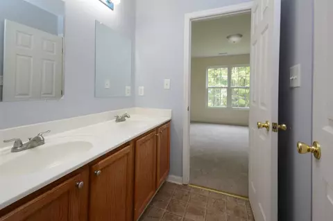 2437 E Geer St, Durham, NC 27704 photo 18