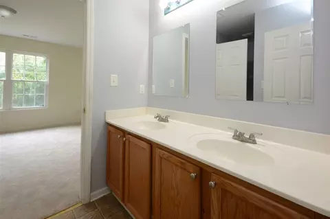 2437 E Geer St, Durham, NC 27704 photo 17