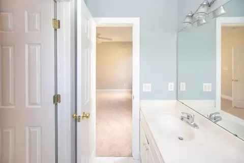1007 E Oak Dr, Durham, NC 27705 photo 15