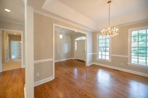 1007 E Oak Dr, Durham, NC 27705 photo 3