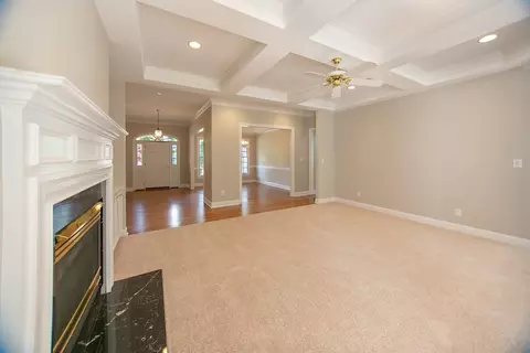 1007 E Oak Dr, Durham, NC 27705 photo 4